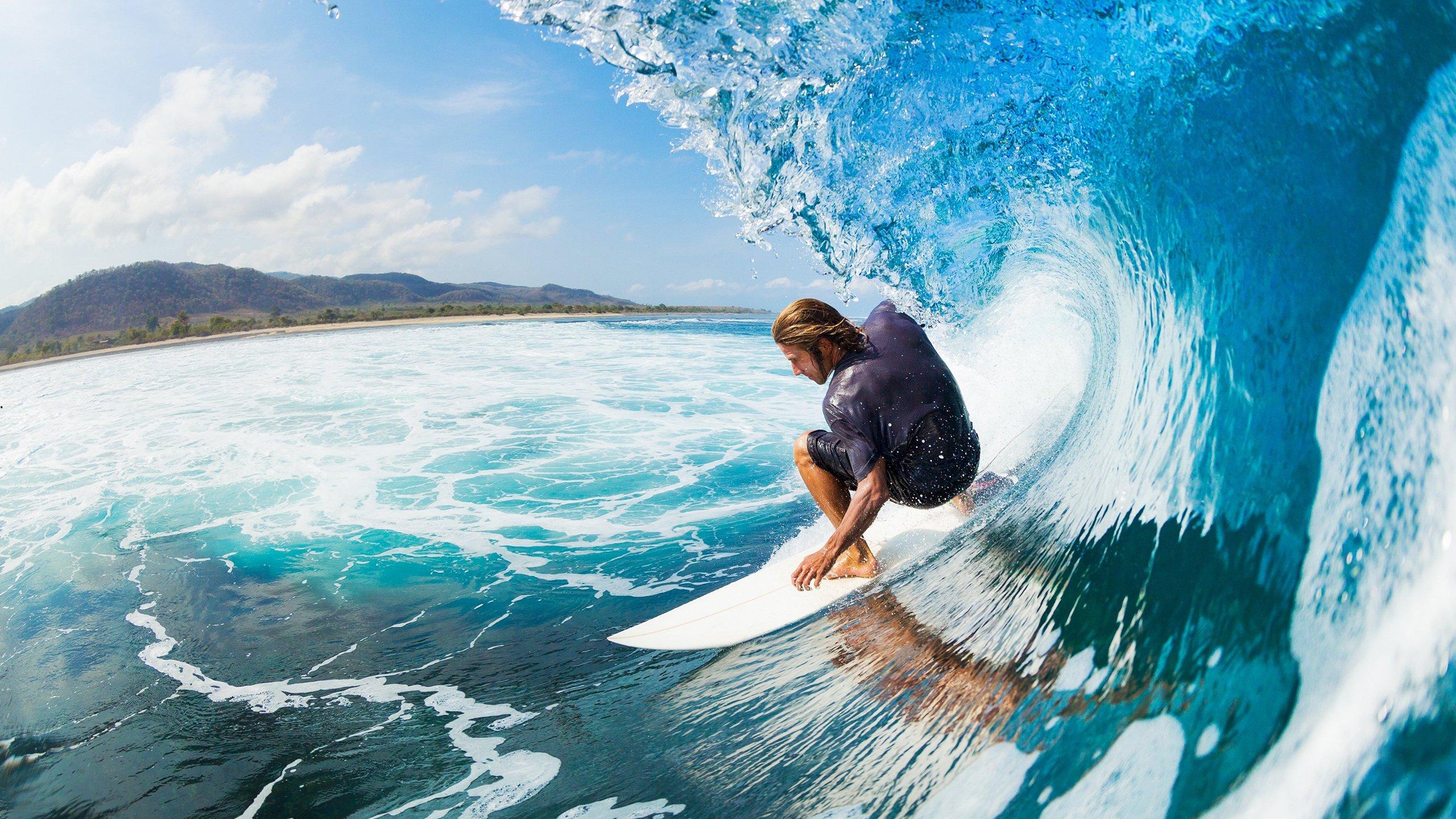 德约科维奇三盘横扫对手 强势晋级温网男单八强